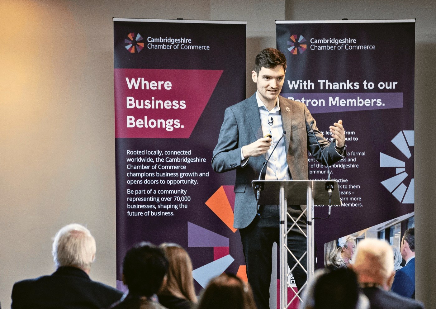 Jason Mashinchi speaking at a lectern at CambsB2B North